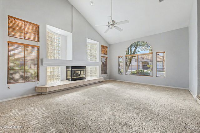 2721 W TULSA Street, Chandler, AZ 85224