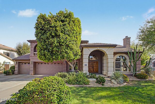 2721 W TULSA Street, Chandler, AZ 85224