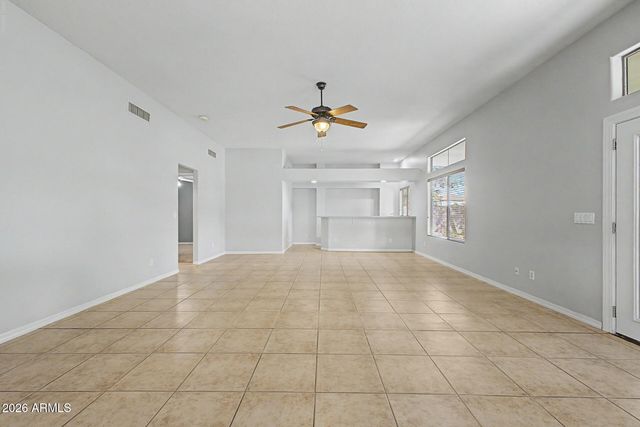 2721 W TULSA Street, Chandler, AZ 85224