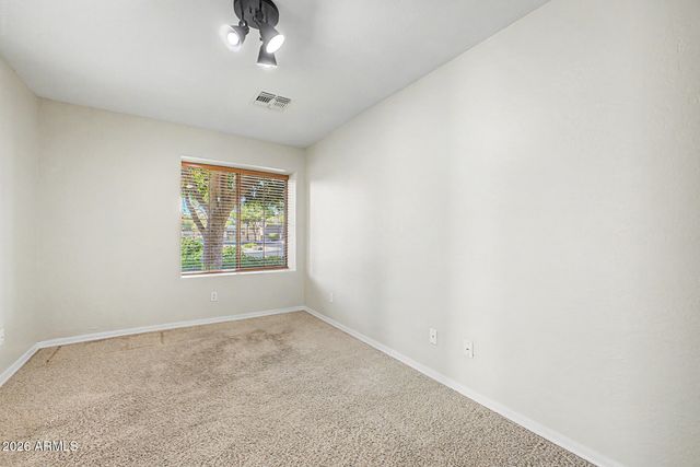 2721 W TULSA Street, Chandler, AZ 85224