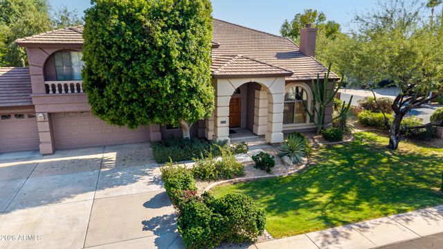 2721 W TULSA Street, Chandler, AZ 85224