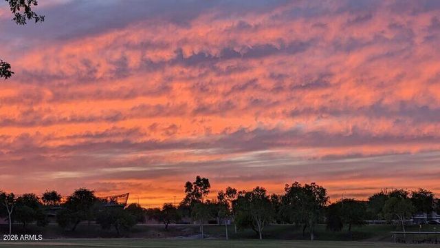 2721 W TULSA Street, Chandler, AZ 85224