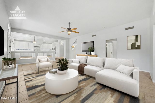 2721 W TULSA Street, Chandler, AZ 85224