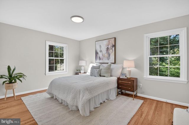 5709 MOHICAN PL, Bethesda, MD 20816