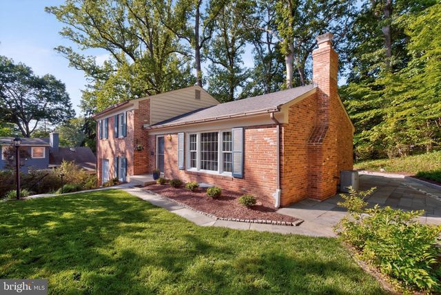 5709 MOHICAN PL, Bethesda, MD 20816