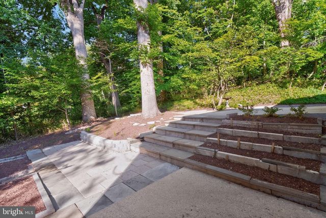5709 MOHICAN PL, Bethesda, MD 20816