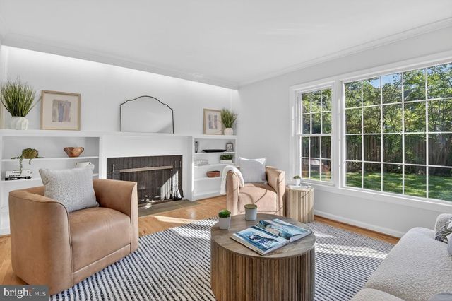 5709 MOHICAN PL, Bethesda, MD 20816