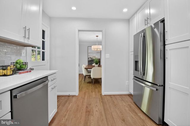 5709 MOHICAN PL, Bethesda, MD 20816