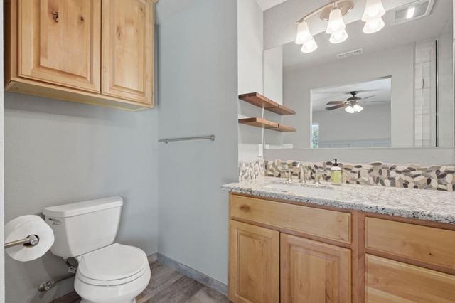 5453 Norway Dr, Orangevale, CA 95662