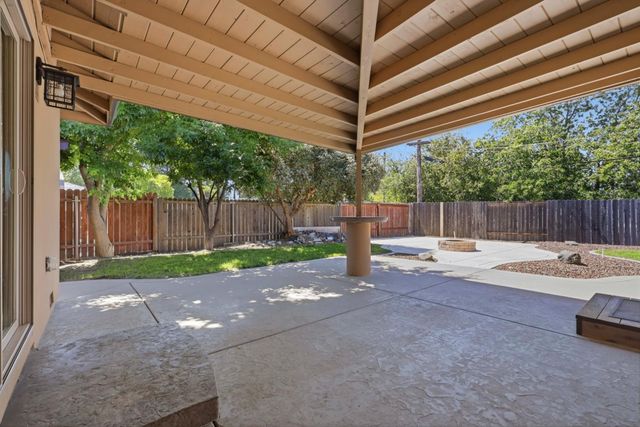 5453 Norway Dr, Orangevale, CA 95662