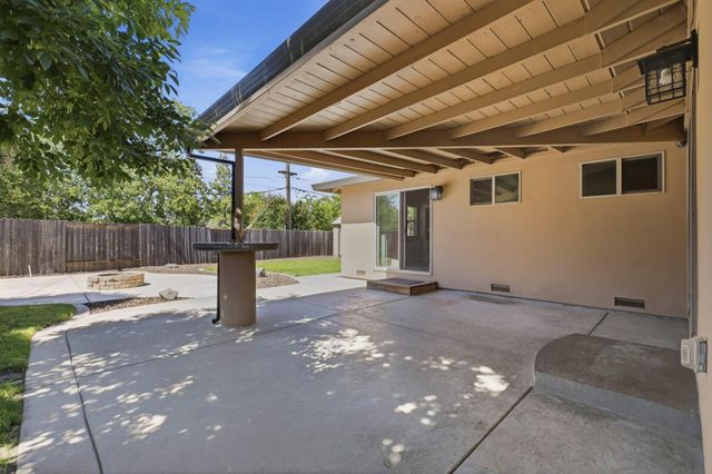 5453 Norway Dr, Orangevale, CA 95662
