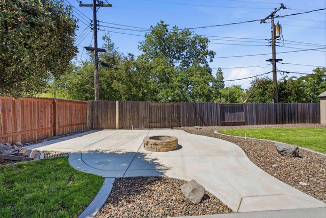 5453 Norway Dr, Orangevale, CA 95662
