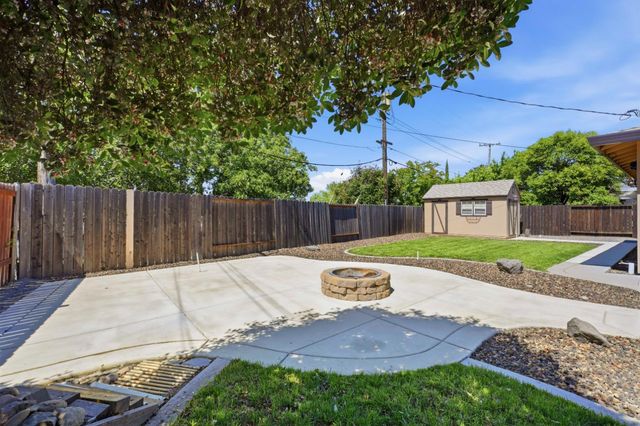 5453 Norway Dr, Orangevale, CA 95662