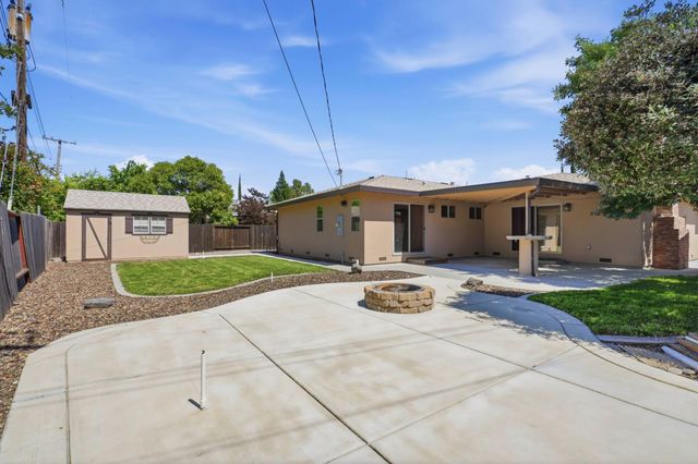 5453 Norway Dr, Orangevale, CA 95662