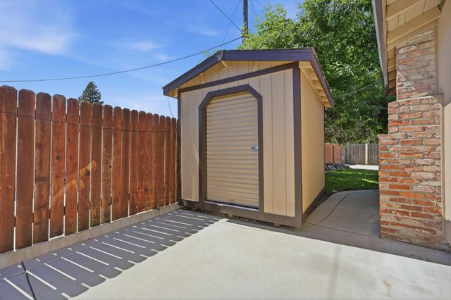 5453 Norway Dr, Orangevale, CA 95662