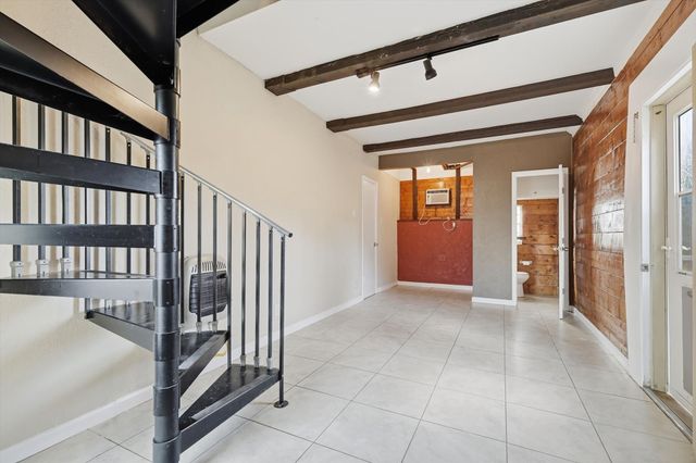 828 Highland Village Road, Highland Village, TX 75077