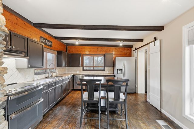 828 Highland Village Road, Highland Village, TX 75077