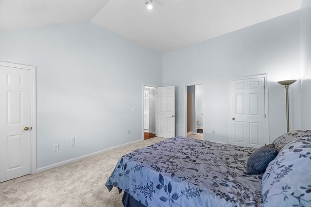 89 Old Andover Rd, North Reading, MA 01864
