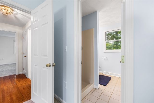 89 Old Andover Rd, North Reading, MA 01864