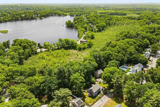 89 Old Andover Rd, North Reading, MA 01864