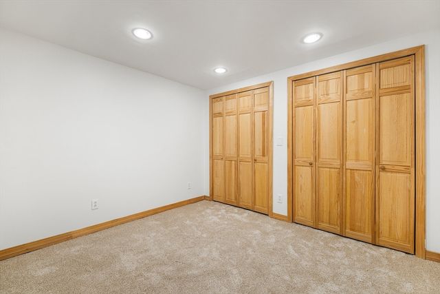 89 Old Andover Rd, North Reading, MA 01864