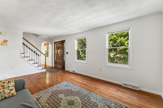 89 Old Andover Rd, North Reading, MA 01864