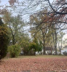 000 W Hayes Ave, Hazel Park, MI 48030
