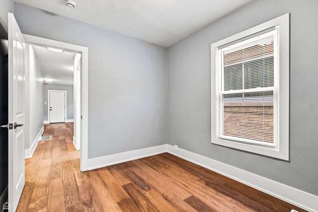 7120 W Highland Avenue, Chicago, IL 60631
