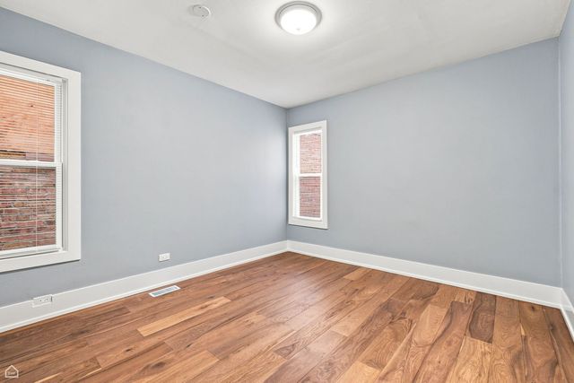 7120 W Highland Avenue, Chicago, IL 60631