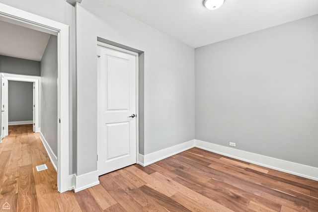 7120 W Highland Avenue, Chicago, IL 60631