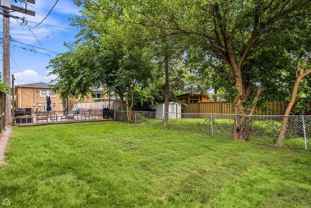 7120 W Highland Avenue, Chicago, IL 60631