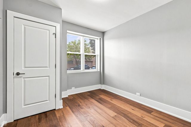 7120 W Highland Avenue, Chicago, IL 60631