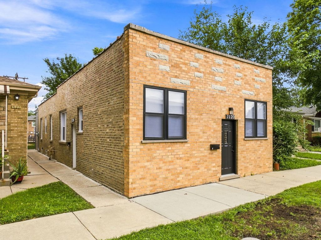 7120 W Highland Avenue, Chicago, IL 60631