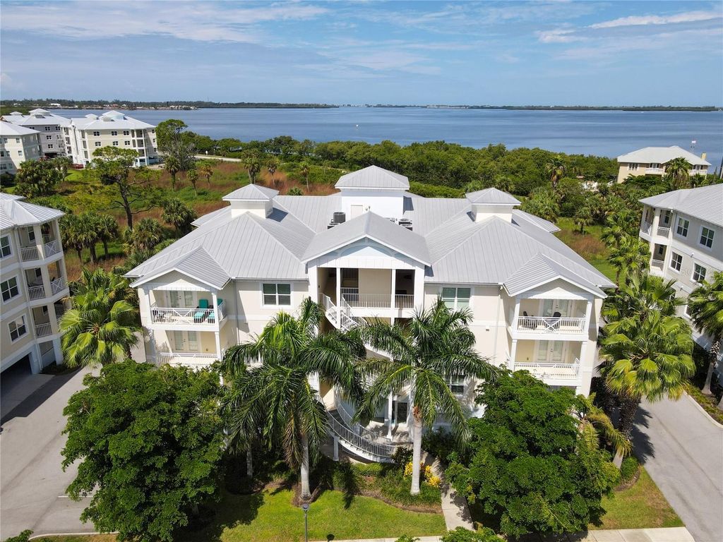 7820 34TH AVENUE W 202, Bradenton, FL 34209
