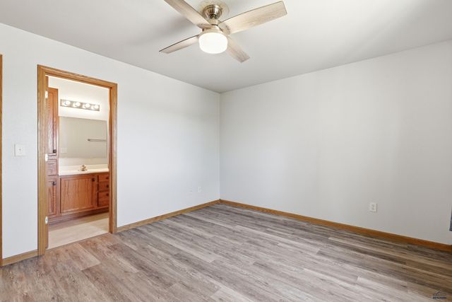 548 FIELD VIEW DR, Rapid City, SD 57701