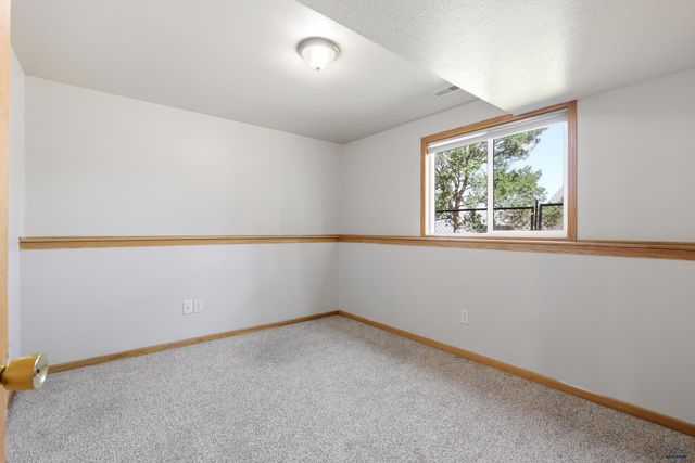 548 FIELD VIEW DR, Rapid City, SD 57701