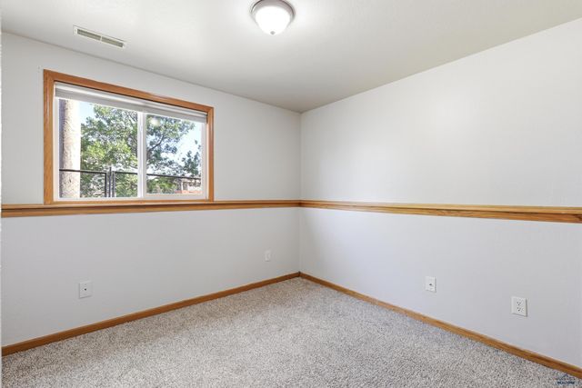 548 FIELD VIEW DR, Rapid City, SD 57701