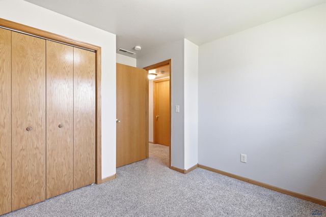 548 FIELD VIEW DR, Rapid City, SD 57701