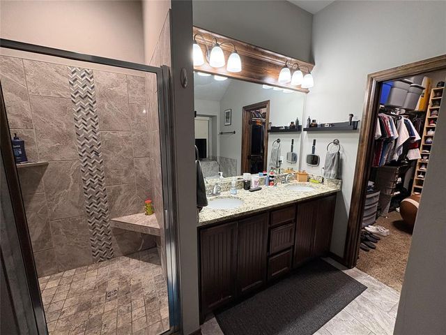 11041 NW 8th Street, Yukon, OK 73099