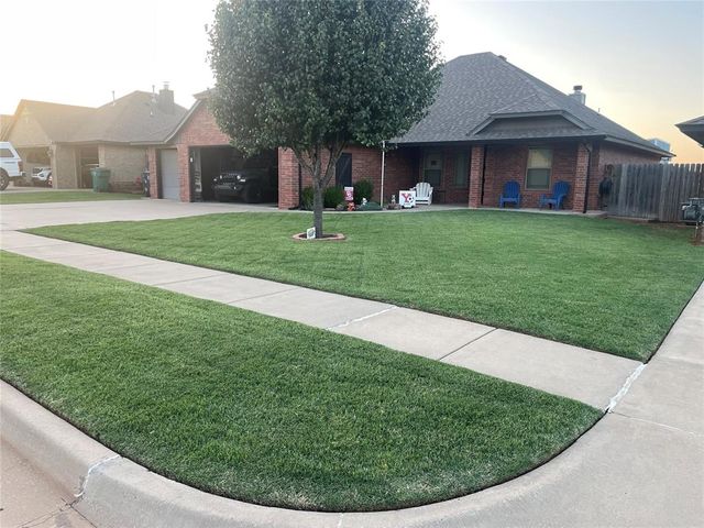 11041 NW 8th Street, Yukon, OK 73099