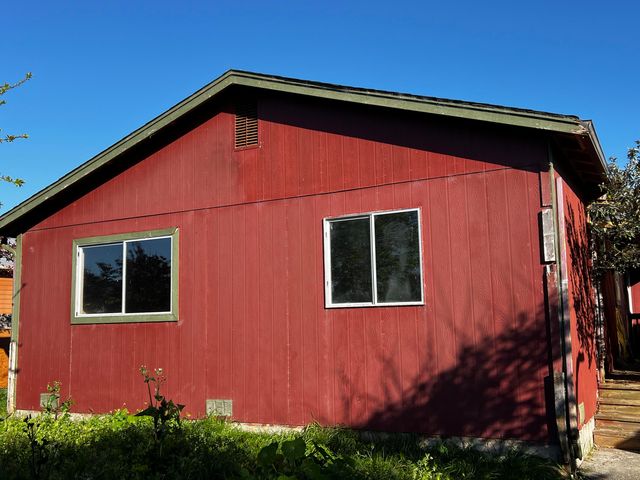 1852 Wavecrest Avenue, Mckinleyville, CA 95519