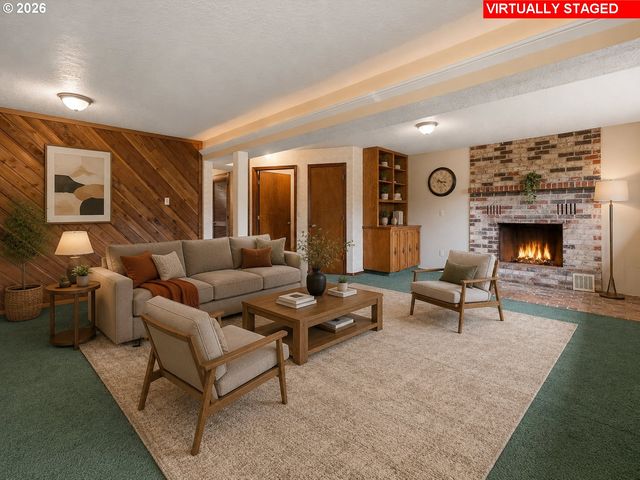 2146 Se SANDY Ct, Troutdale, OR 97060