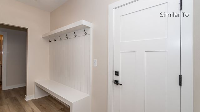 325 NW Lavelle Court, Waukee, IA 50263