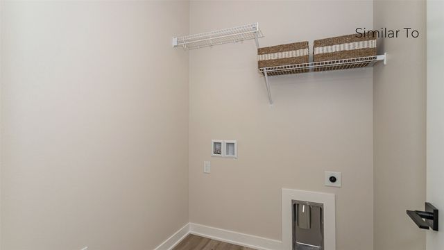 325 NW Lavelle Court, Waukee, IA 50263