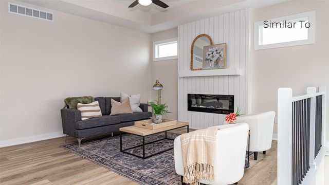 325 NW Lavelle Court, Waukee, IA 50263