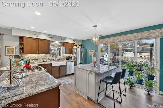 4856 Butler Drive, Troy, MI 48085