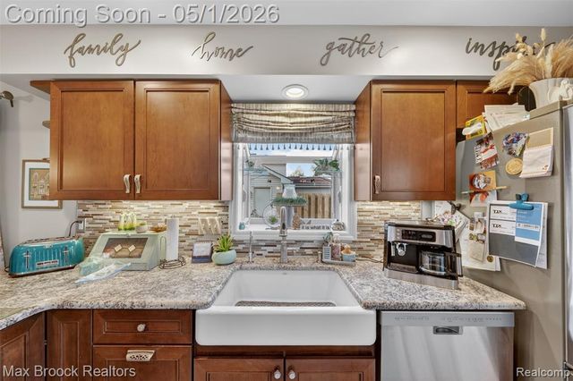 4856 Butler Drive, Troy, MI 48085