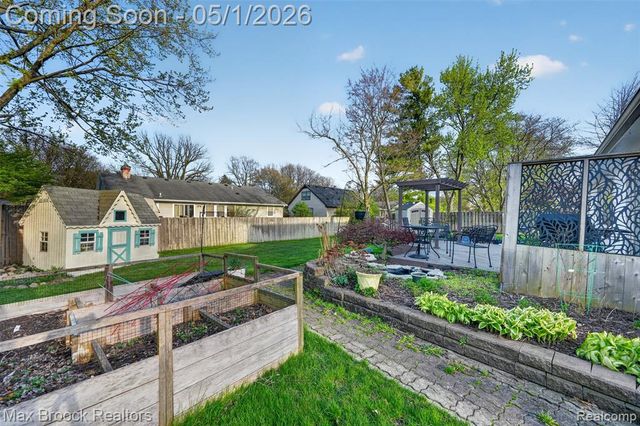 4856 Butler Drive, Troy, MI 48085