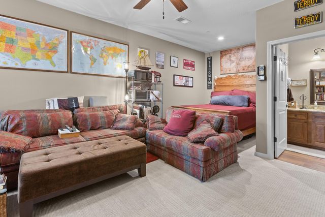 118 Rue De Villas Circle, Branson, MO 65616