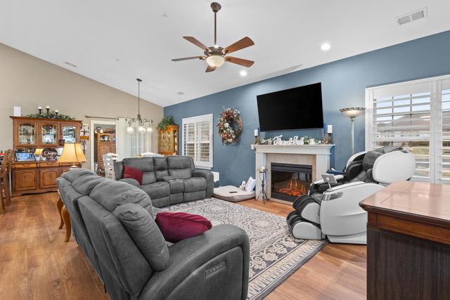 118 Rue De Villas Circle, Branson, MO 65616